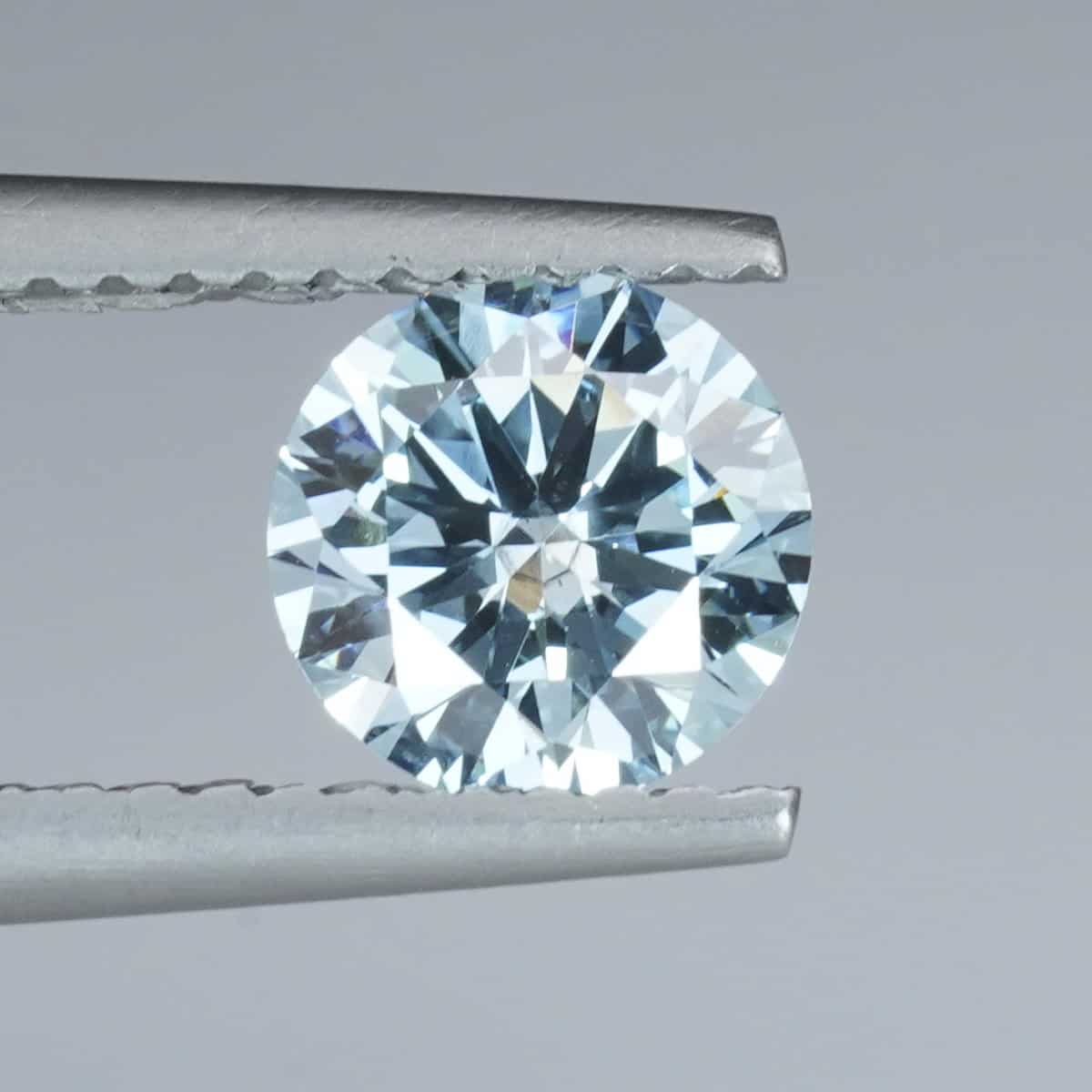 0.98CT Round Brilliant Cut Sky Blue Lab Diamond