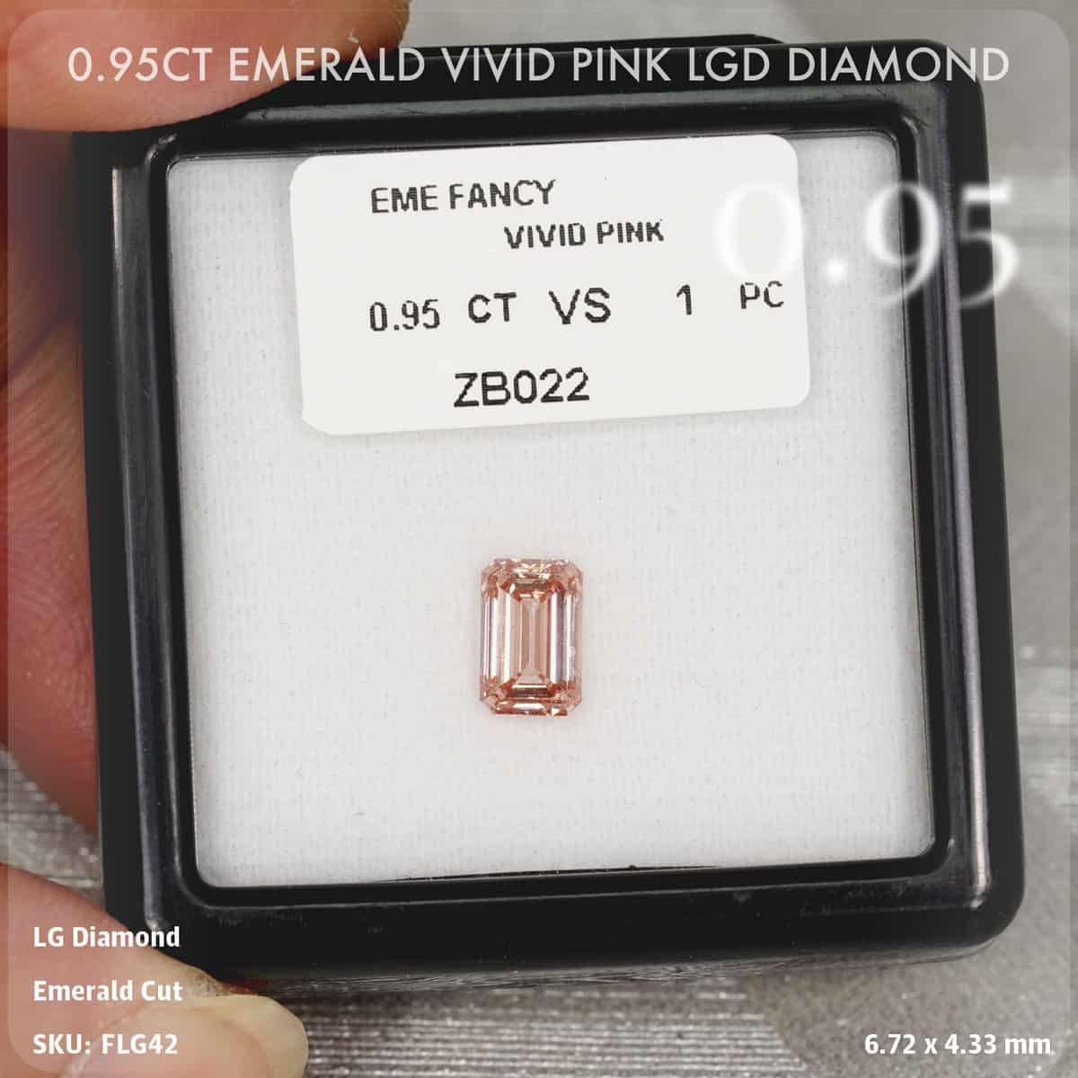0.95CT Emerald Vivid Pink LGD Diamond